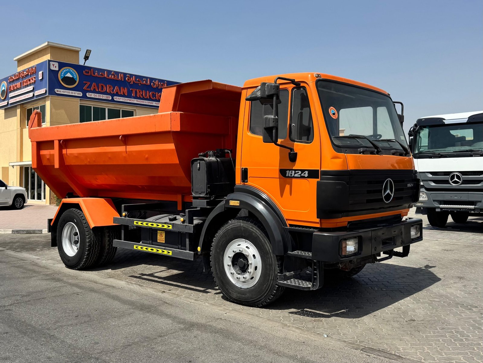 MERCEDES BENZ 1824 TIPPER TRUCK – Zadran Trucks
